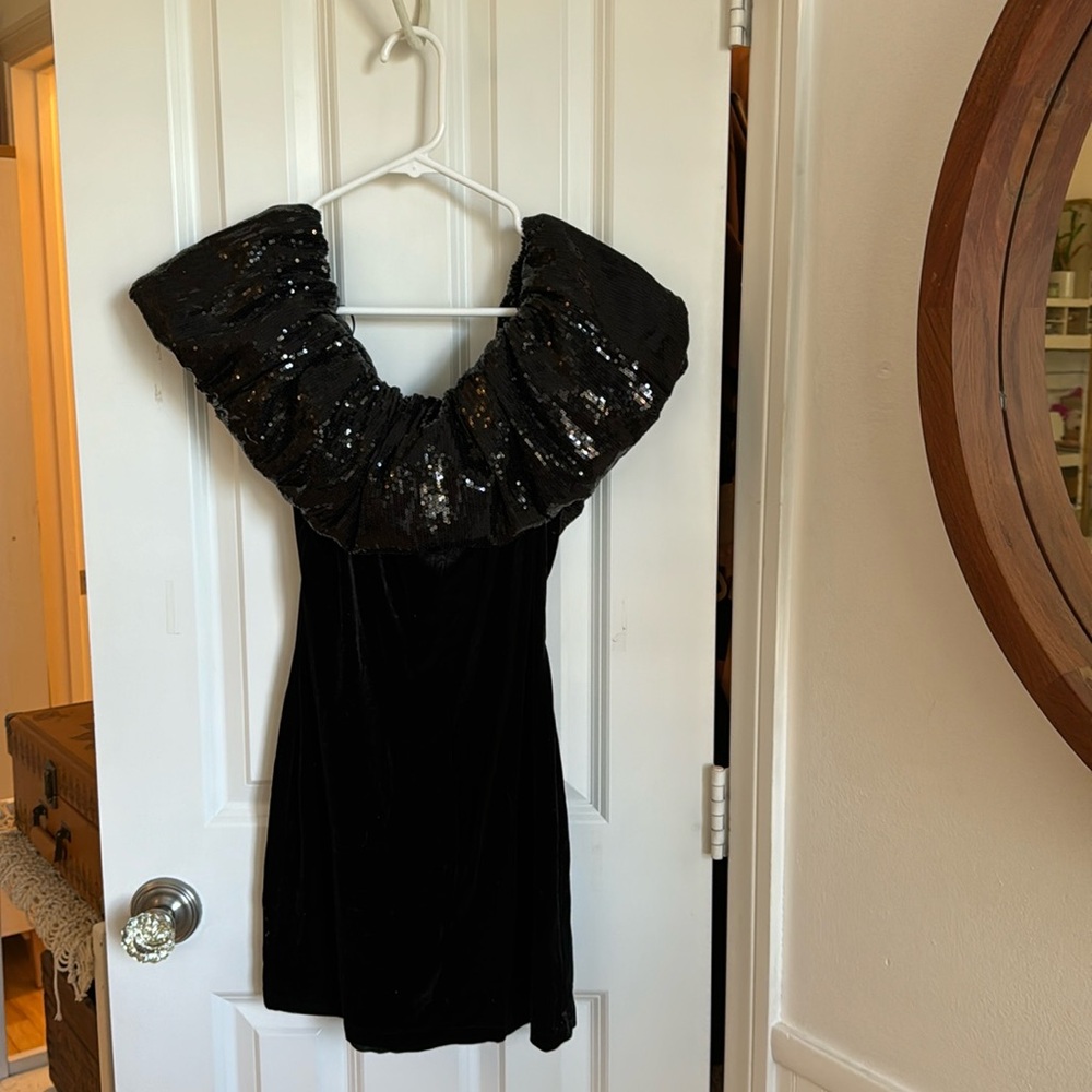 ZARA Black off the shoulder sequin dress! Worn once!